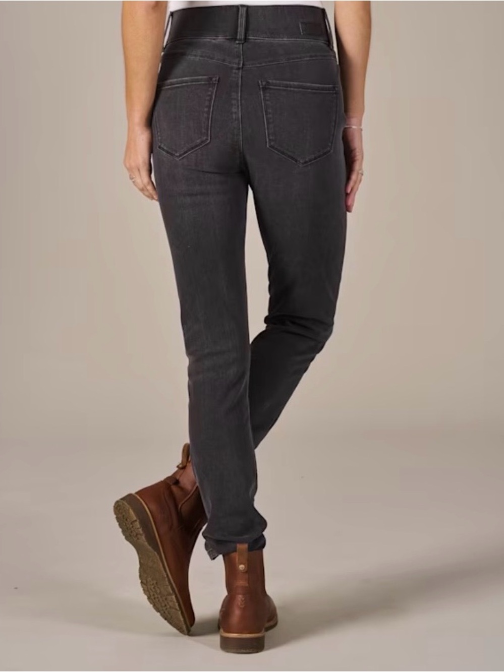 EUC Liverpool The Ankle Skinny Stretch Black Jeans Size 4/27.